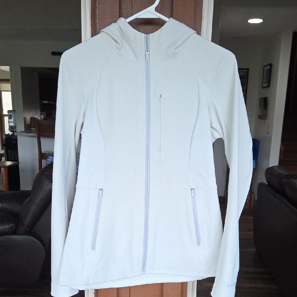 Lululemon Crosschill Hooded Jacket